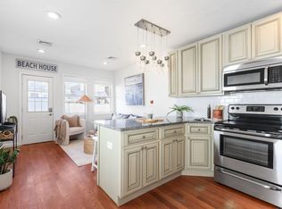 12 Argyle St, Revere, MA 02151