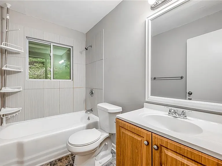847 Gertrude Pl NW — Photo 12