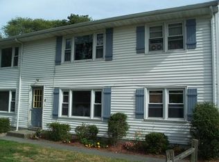 7 Maynard St APT 1, Westport, MA 02790