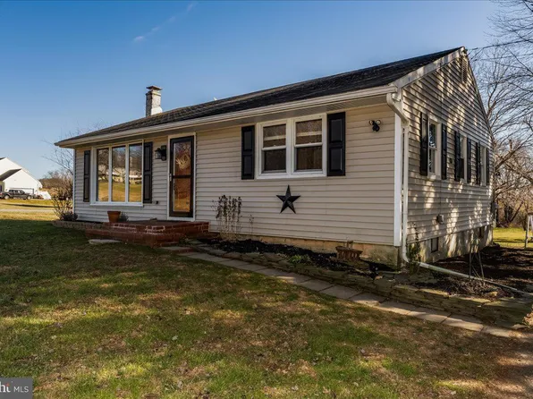 320 Street Rd, Oxford, PA 19363