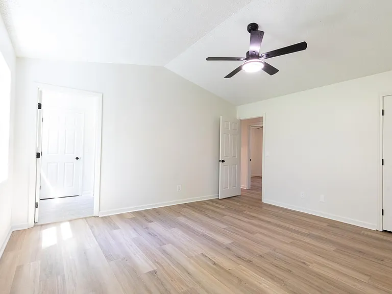 303 Colony Springs Ct — Photo 21