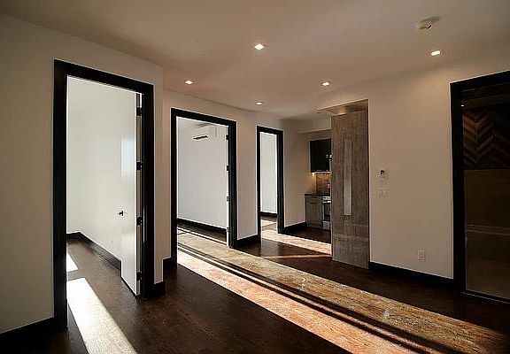 5th image of 340 Irving Ave #3R