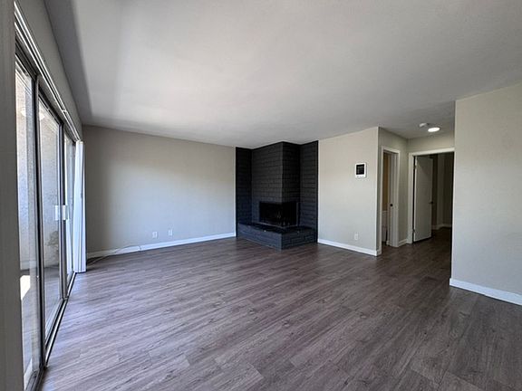 2nd image of 425 Coronado Ave APT 109
