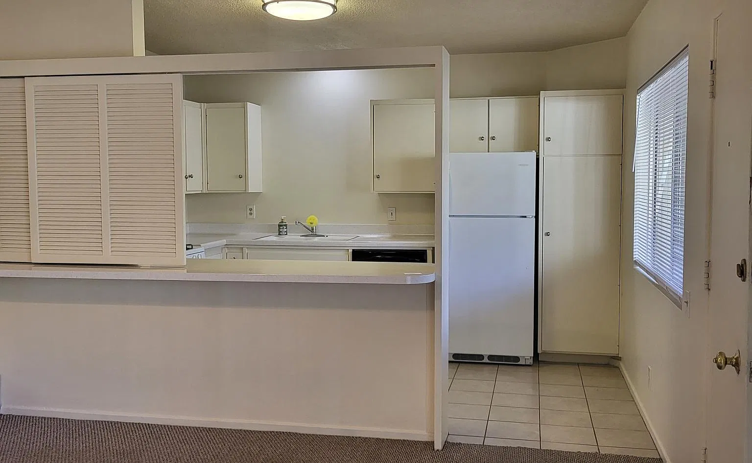 1 bed, 1000 sqft, $1,750 — Photo 4