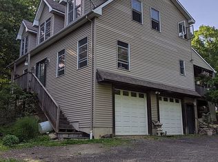 184 Orchard Ave, Woodbury, CT 06798