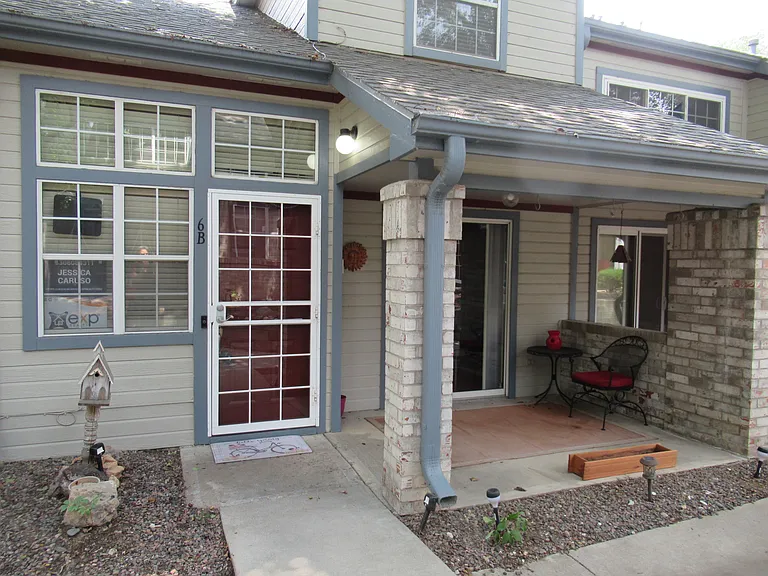 4301 S Pierce St #6B — Photo 3