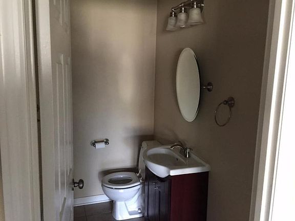 4th image of 368 Shannon Dr