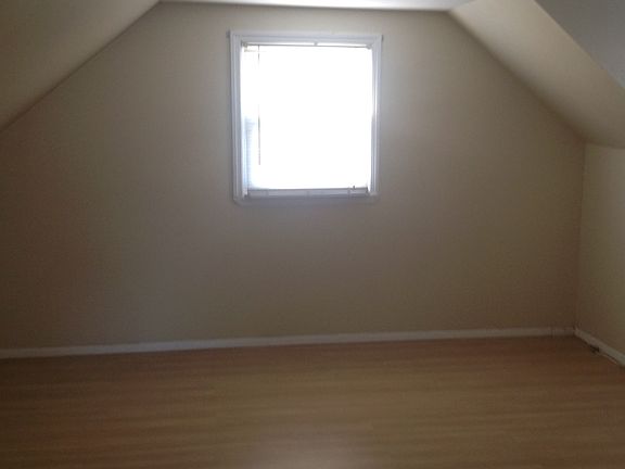 4th image of 26 Lambert Ave