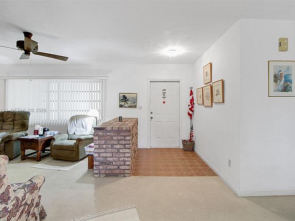 4th image of 19461 SW 307th St