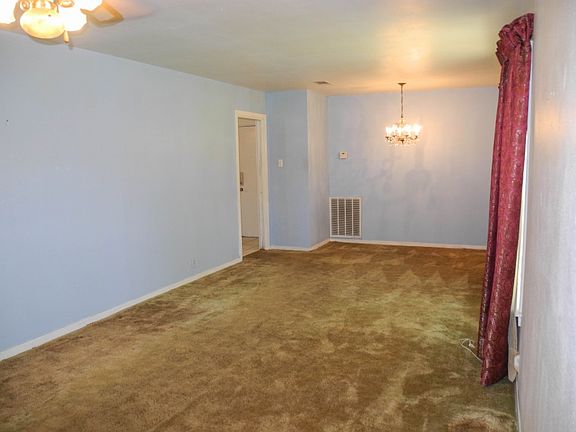 2nd image of 2430 11th St