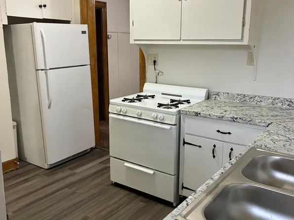 1203 N Underhill St, Peoria, IL 61606