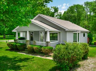 4977 State Road 46 E #E, Nashville, IN 47448