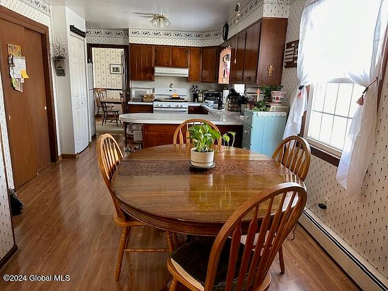 5th image of 48 S Clement Avenue