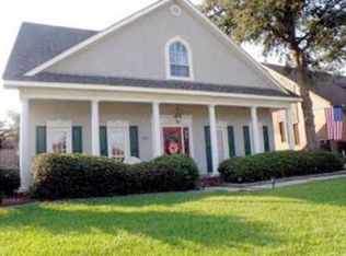 306 Oak Tree Rd, Belle Chasse, LA 70037