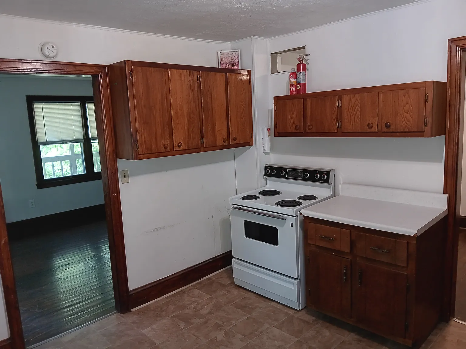 2 bed, 800 sqft, $900 — Photo 3