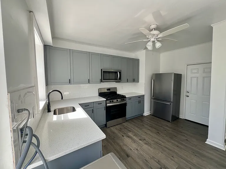 542 Valley Brook Ave #3 — Photo 3