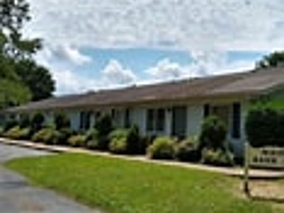 825 Bank St, Painesville, OH 44077 Zillow