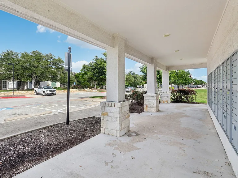 Tuckaway Apartment Homes — Photo 37