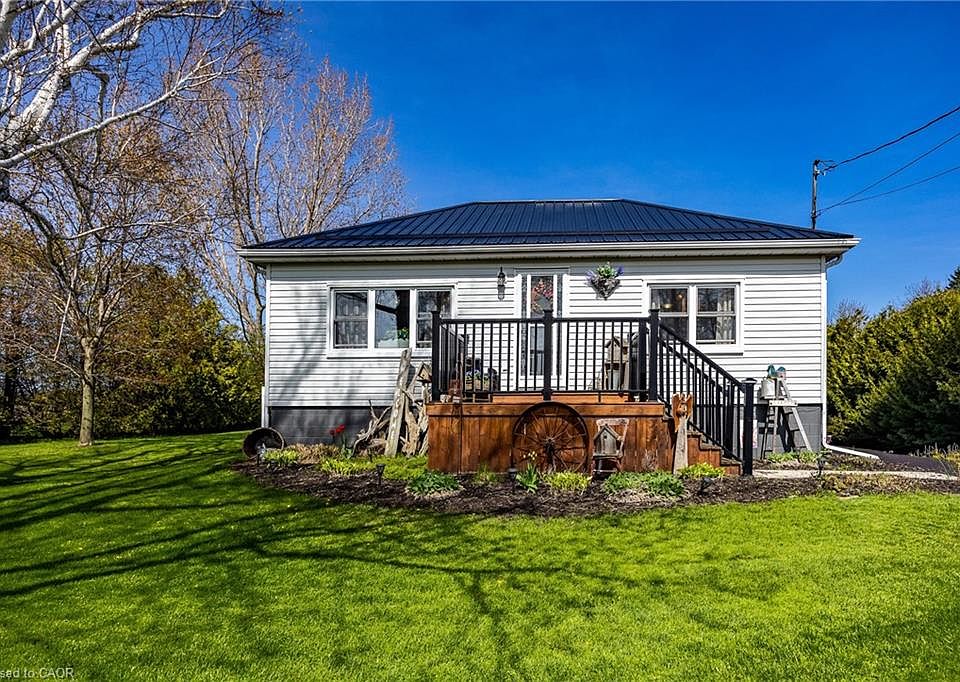 1st image of 282 Townline St