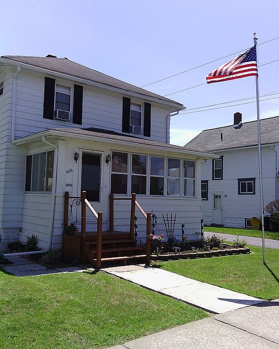 1st image of 606 Jennings St