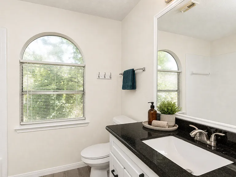 9210 Towne Terrace Dr — Photo 31