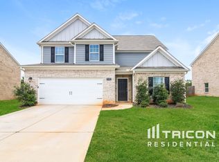 172 Oliver Dr, Locust Grove, GA 30248