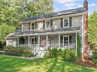 5709 Hedgemoor Dr, Raleigh, NC 27612