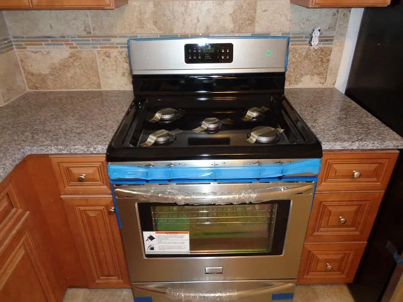 2 bed, 1000 sqft, $2,595 — Photo 3