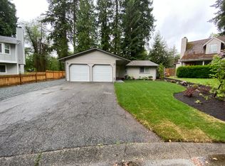 10025 NE 143rd Ct, Kirkland, WA 98034