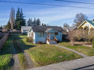 8419 Benson Rd, Lynden, WA 98264