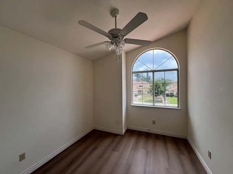 19356 Lambeth Ct — Photo 15