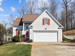 169 W Walnut Ave, Mount Holly, NC 28120