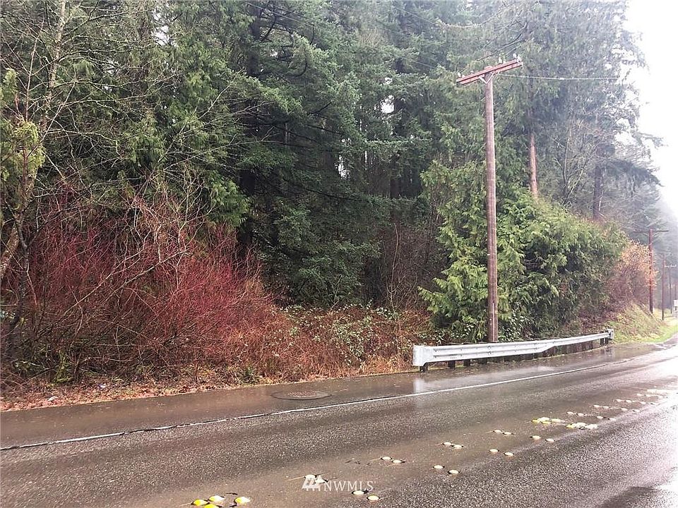 2nd image of 19920 Bothell Way NE
