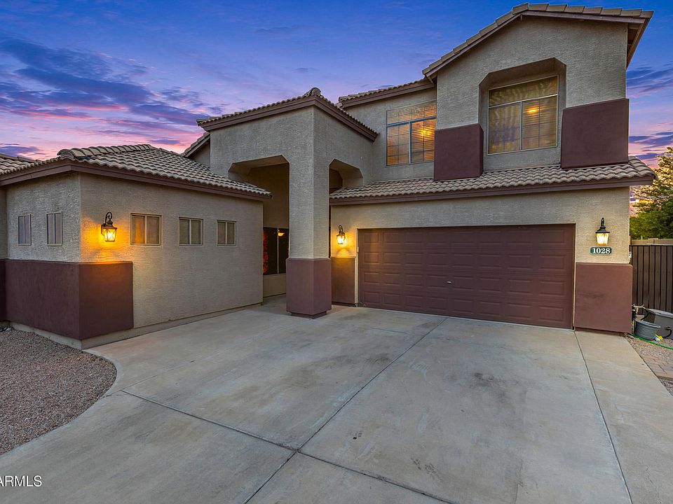 1st image of 1028 S 240TH Drive