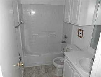 2nd image of 122 Wegstrom St