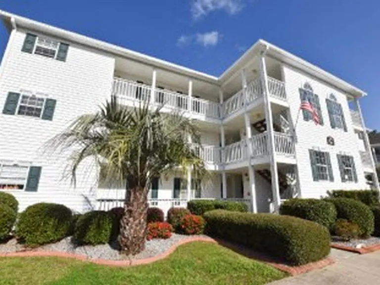 770 Charter Dr #C10 — Photo 1