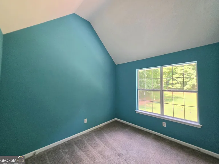 241 Hamilton Dr — Photo 15