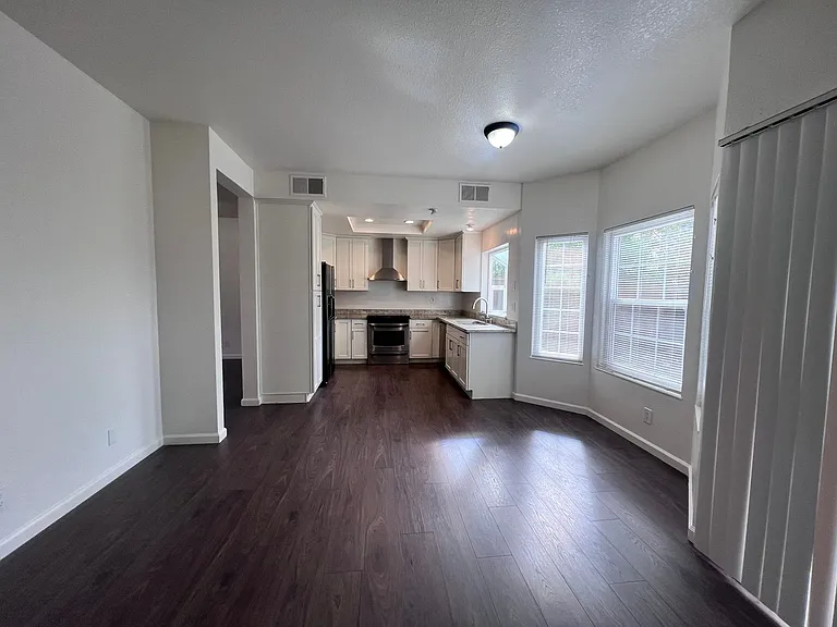 34299 Maybird Cir — Photo 7