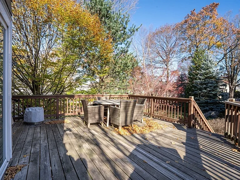 15 Batchelder St #15 — Photo 24