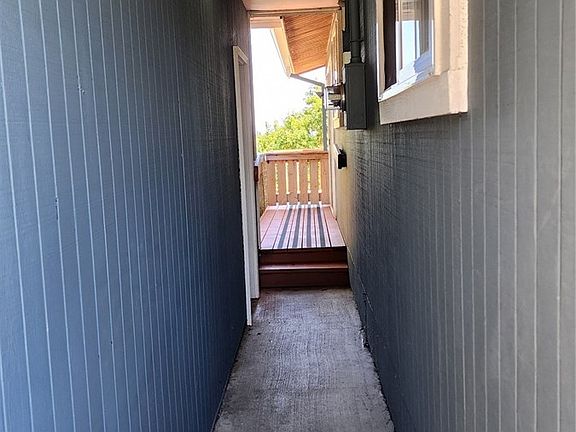 2nd image of 1255 Terrace Pl