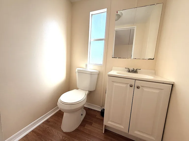 2521 Brownell Ct — Photo 12