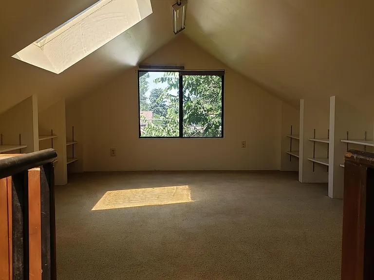 371 N Corona St — Photo 5