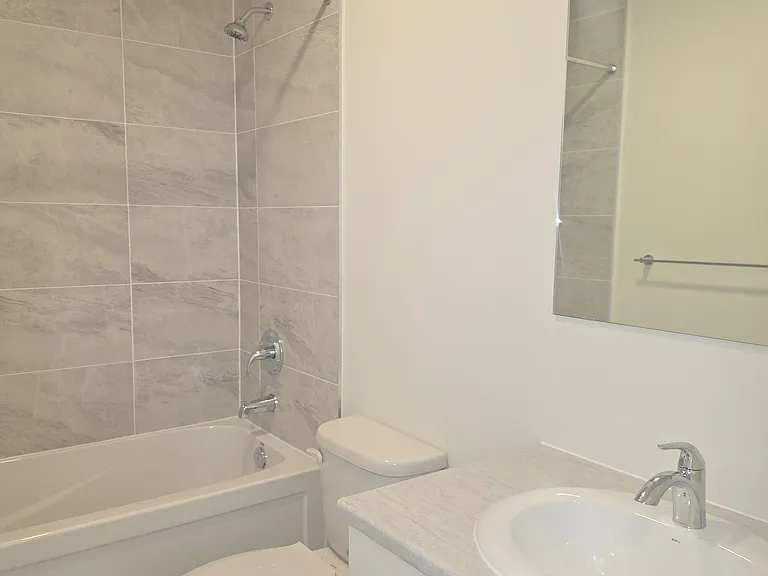 102C Melbourne Ave #16 — Photo 13