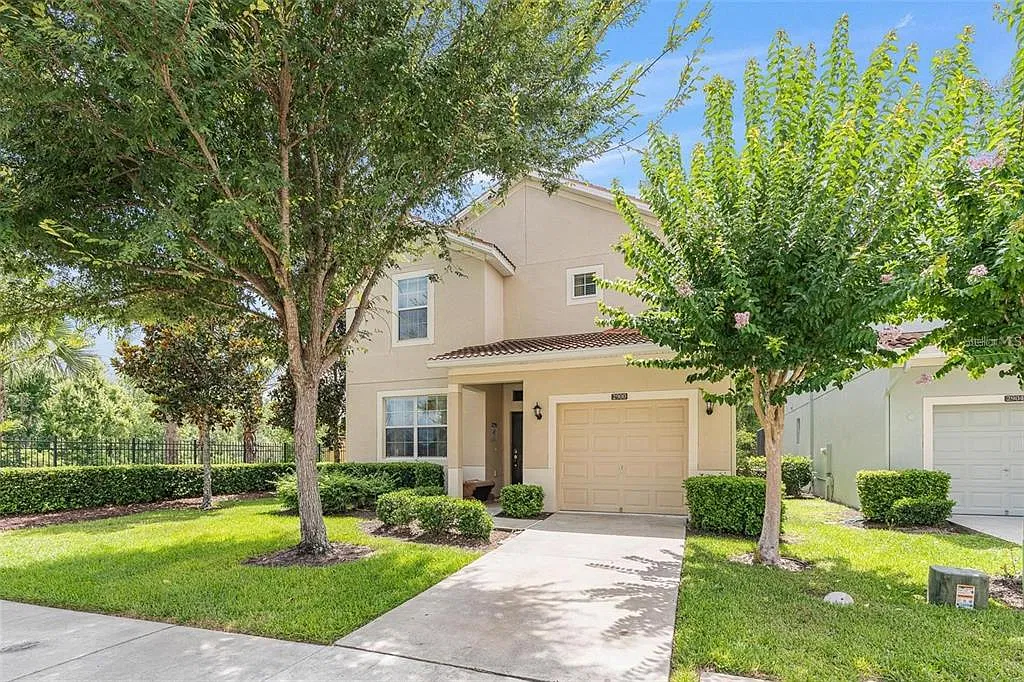 5 bed, 5.0 bath, 3081 sqft, $3,200 — Photo 3