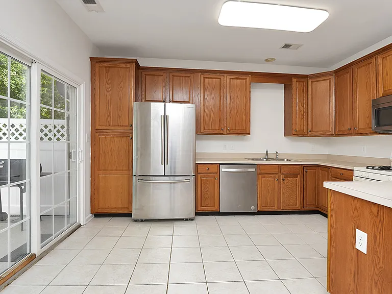 26 Normandy Dr — Photo 17