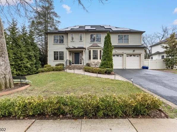 9 Harriet Dr, Princeton Twp., NJ 08540