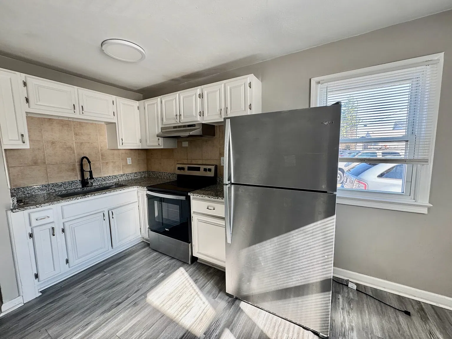 1 bed, 1.0 bath, 600 sqft, $1,250 — Photo 2