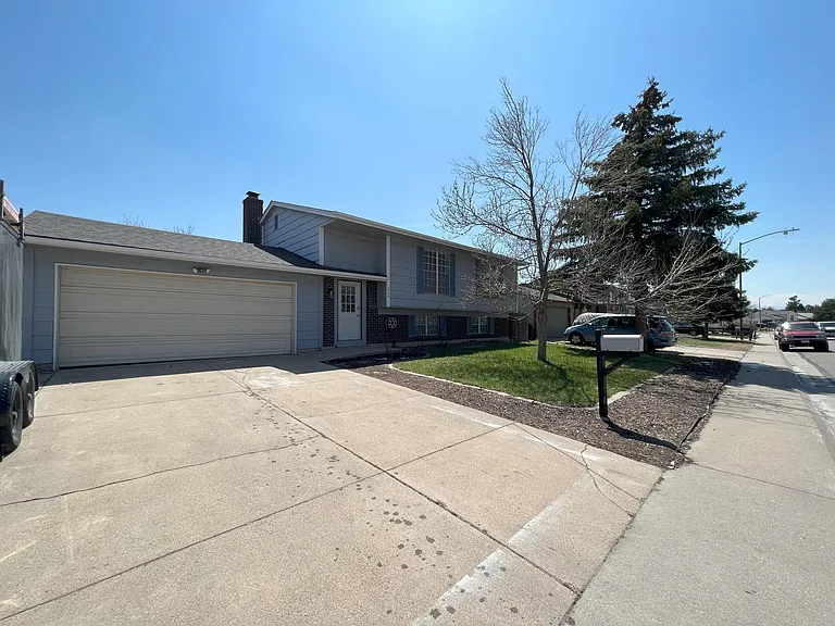 2704 W 100th Ave — Photo 1