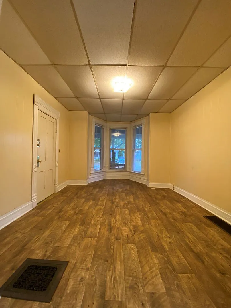 118 S. 6th Street — Photo 2