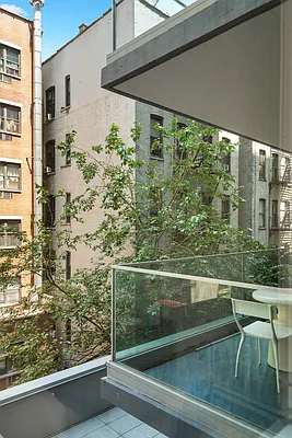 Sold by Nest Seekers International | media 22